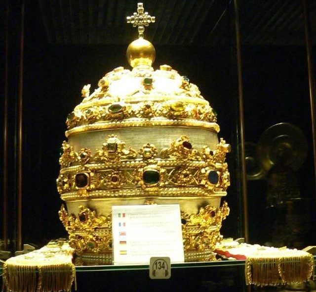 PapeCouronne